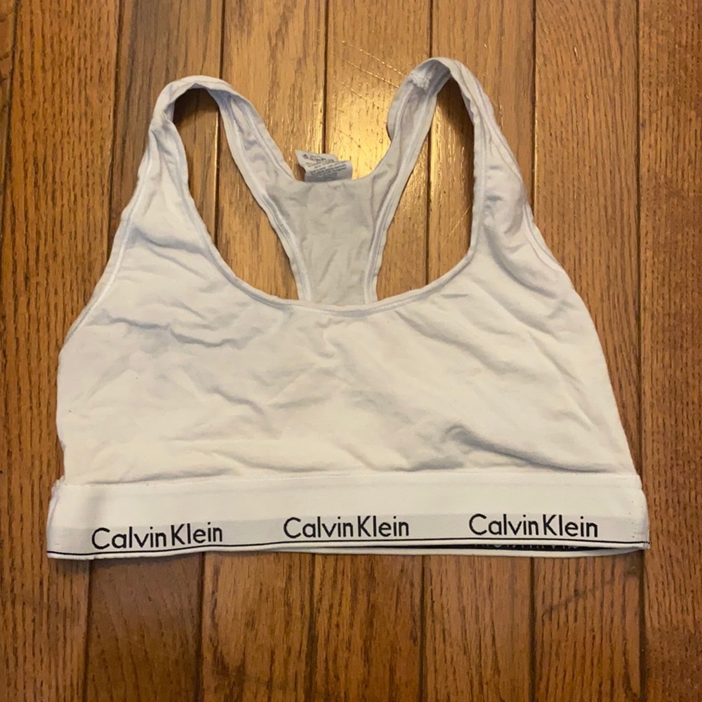 CALVIN KLEIN WHITE SPORTS BRA